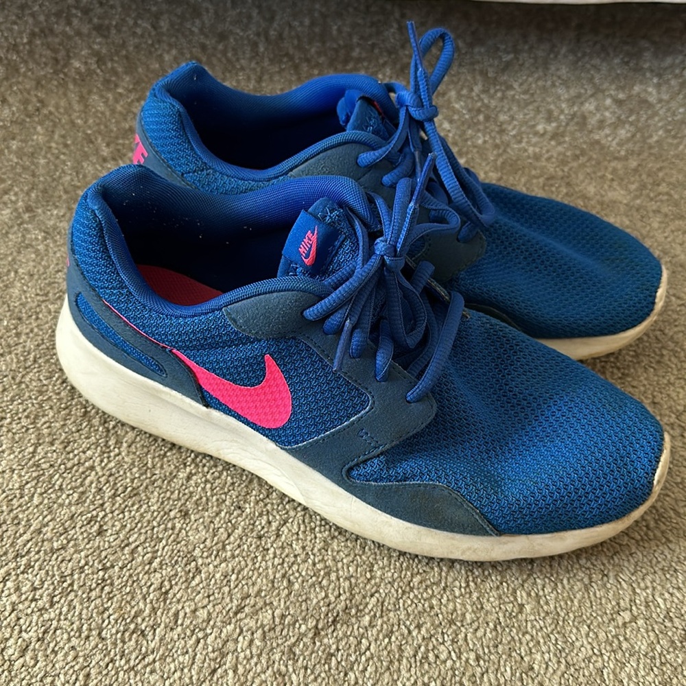 Nike Kaishi Women’s Run shoes size 9.5